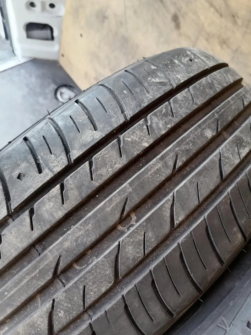 Гуми Летни 215/60R16, снимка 6 - Гуми и джанти - 32081424