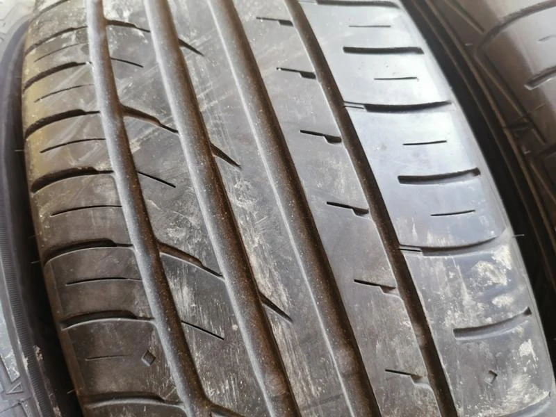 Гуми Летни 215/60R16, снимка 3 - Гуми и джанти - 32081424