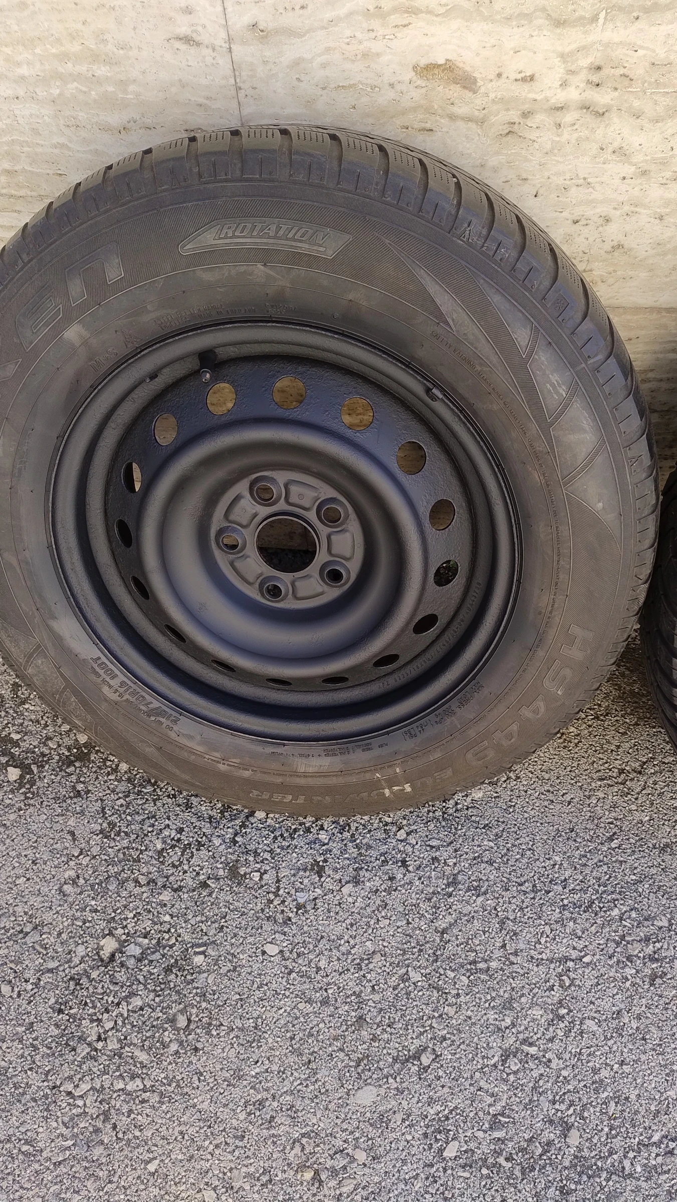 ���� � ������ 215/70R16 �� Toyota Rav4 | Mobile.bg � ����������� 2