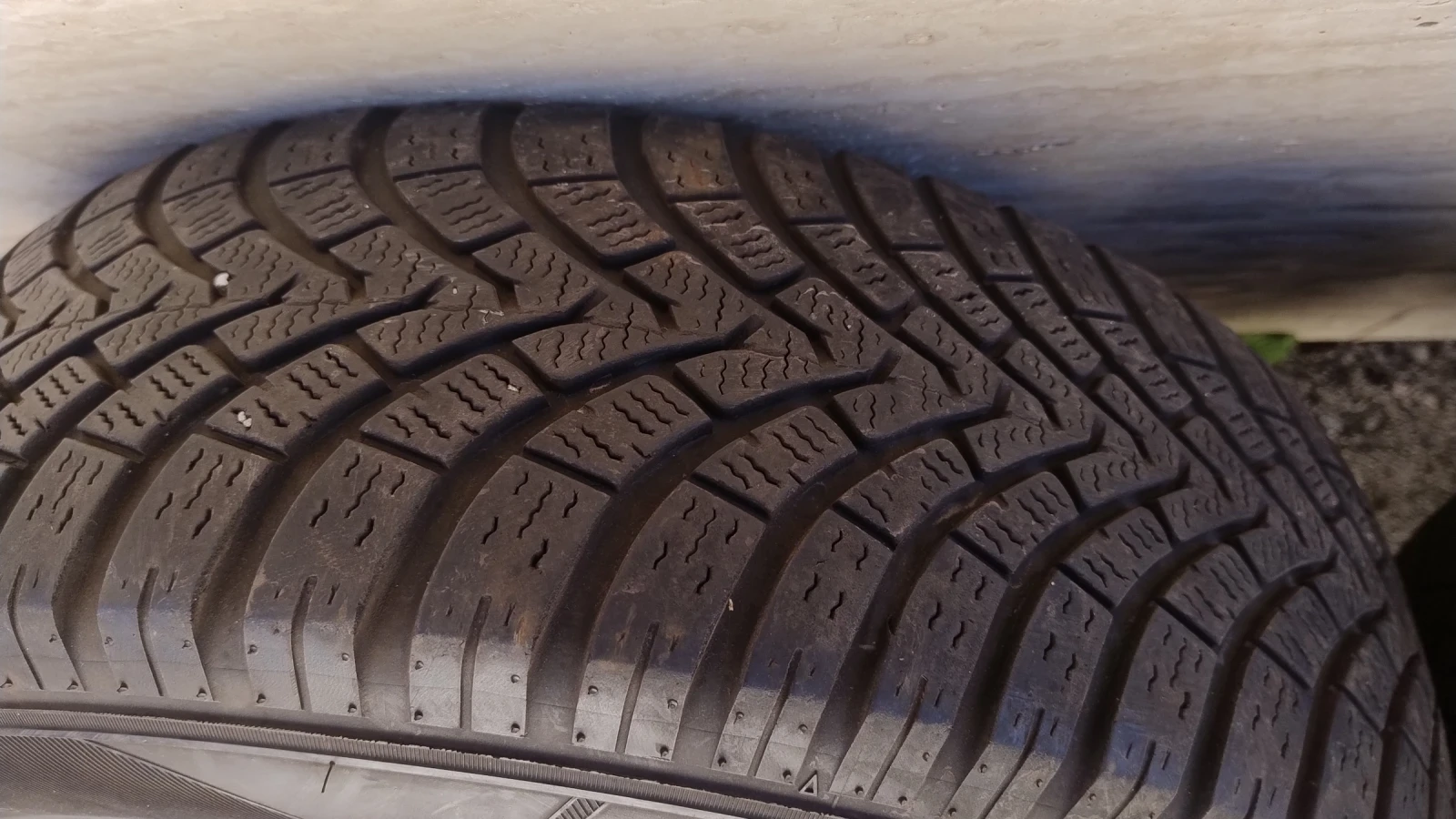 ���� � ������ 215/70R16 �� Toyota Rav4 | Mobile.bg � ����������� 7