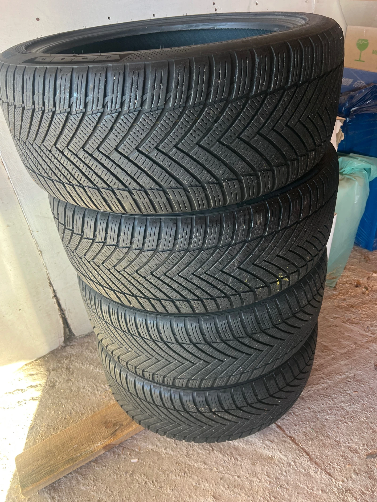 ���� 255/40R20 | Mobile.bg � ����������� 1