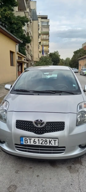 Обява за продажба на Toyota Yaris 1.3i ~6 000 лв. - изображение 1