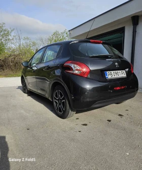 Peugeot 208 - 4200 € / 8214.49 лв. - 15952652 4