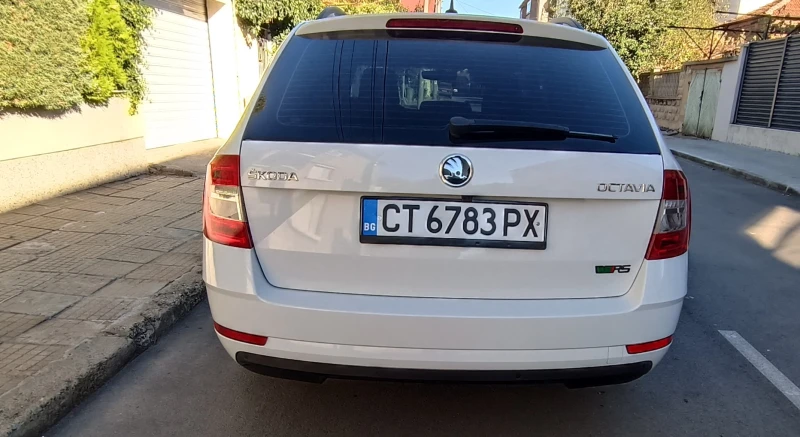 Skoda Octavia 2.0 TDI-AT-7, снимка 4 - Автомобили и джипове - 47439488