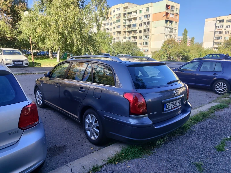 Toyota Avensis 2.2 D4D, снимка 3 - Автомобили и джипове - 47613039