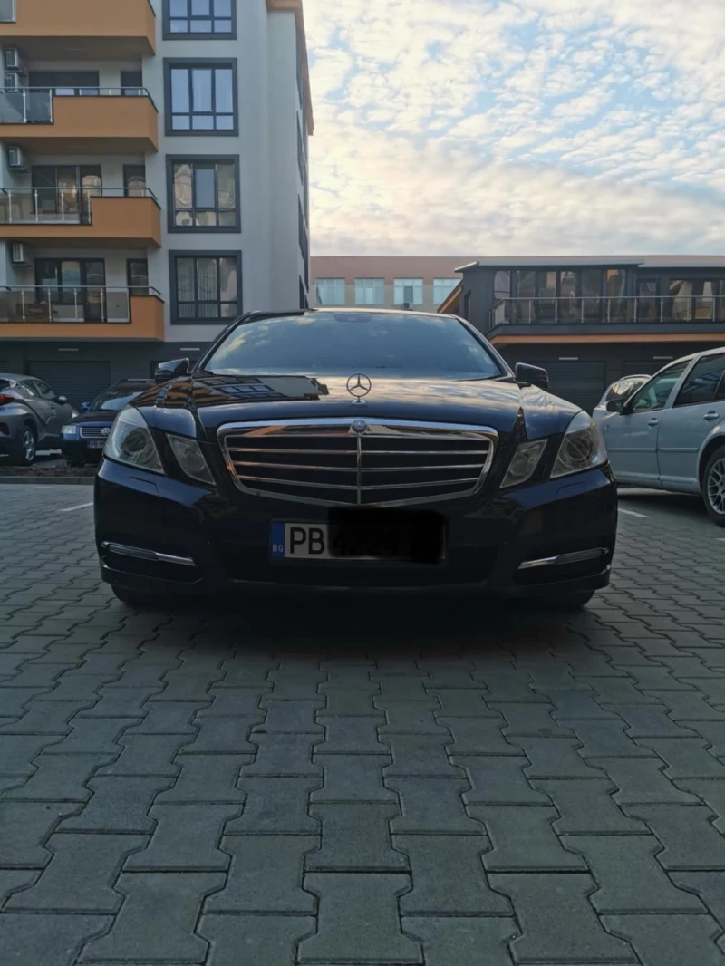 Mercedes-Benz E 300 V6, снимка 2 - Автомобили и джипове - 49328800