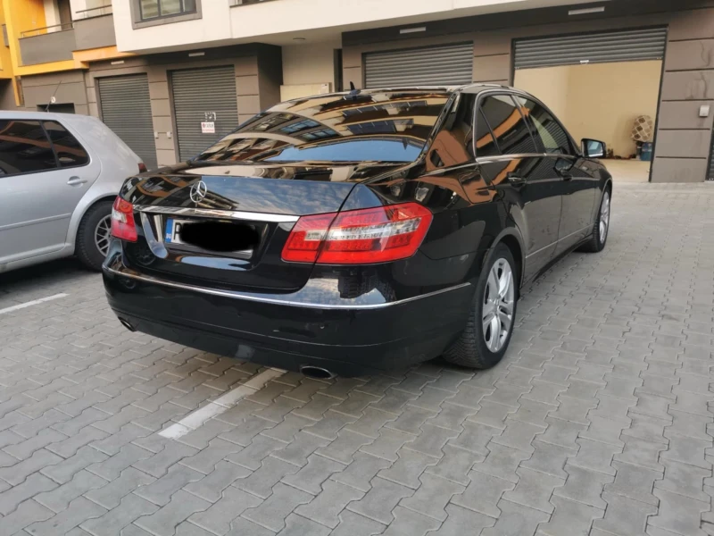 Mercedes-Benz E 300 3.5 CDI , снимка 5 - Автомобили и джипове - 49550638