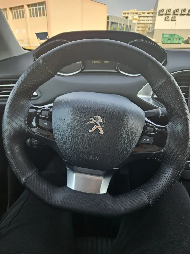 Peugeot 308 2.0 Tdi, снимка 4 - Автомобили и джипове - 49593670