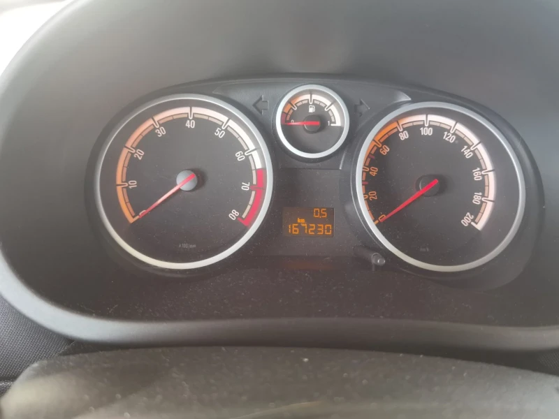 Opel Corsa B/GPL 2010 1.2 КЛИМАТИК , снимка 14 - Автомобили и джипове - 51481138