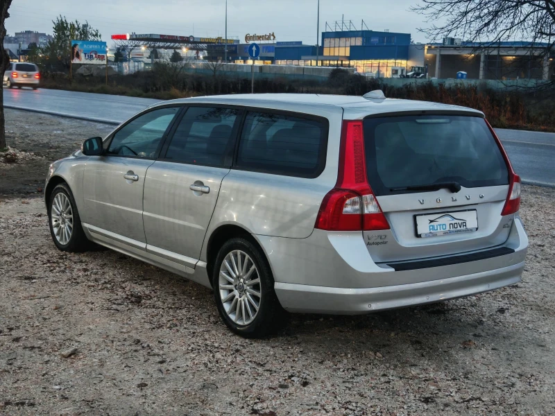 Volvo V70 2.4 185 К.С. АВТОМАТ! , снимка 7 - Автомобили и джипове - 52707578