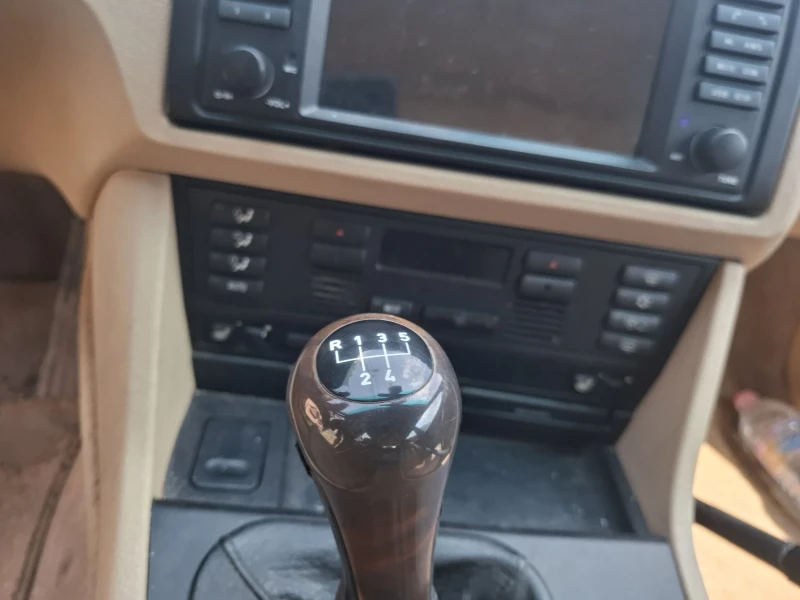 BMW 528, снимка 4 - Автомобили и джипове - 53171769