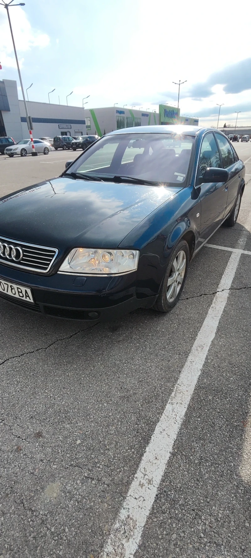 Audi A6 2.4 Газ, снимка 3 - Автомобили и джипове - 53113642
