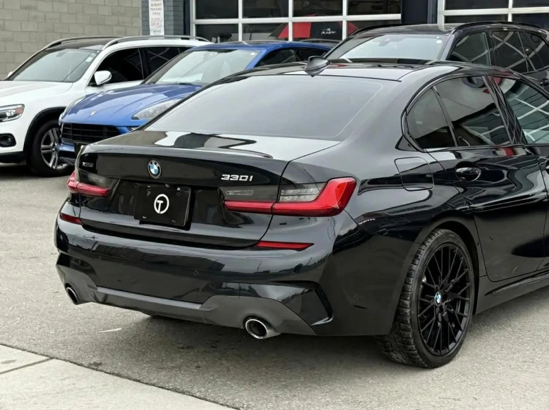BMW 330 М пакет* Пано* Подгрев* CarPlay* Камера, снимка 4 - Автомобили и джипове - 53179032