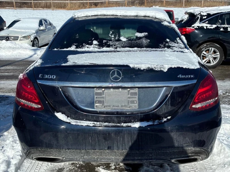 Mercedes-Benz C 300 * CARFAX * БЕЗ ПЪРВОНАЧАЛНА ВНОСКА, снимка 4 - Автомобили и джипове - 53182837