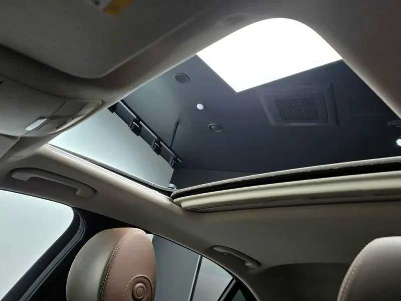 Mercedes-Benz E 300 4MATIC AVANTGARDE, снимка 13 - Автомобили и джипове - 55456858