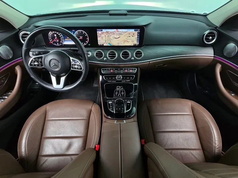 Mercedes-Benz E 300 4MATIC AVANTGARDE, снимка 7 - Автомобили и джипове - 55456858