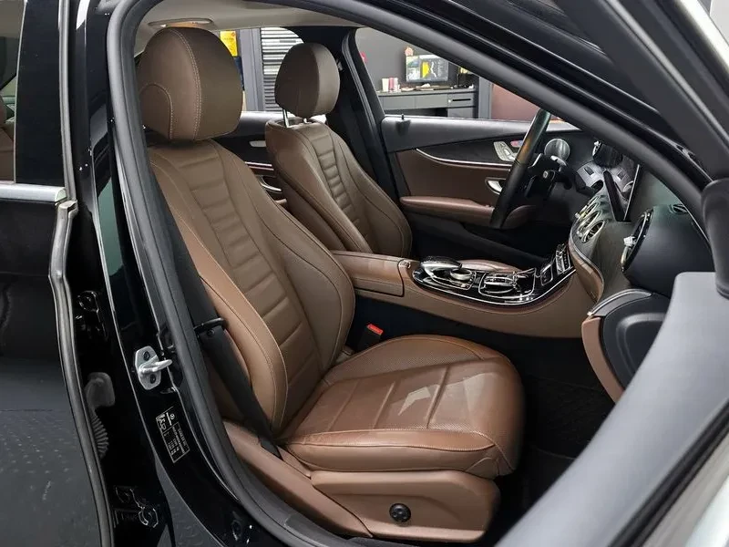 Mercedes-Benz E 300 4MATIC AVANTGARDE, снимка 9 - Автомобили и джипове - 55456858