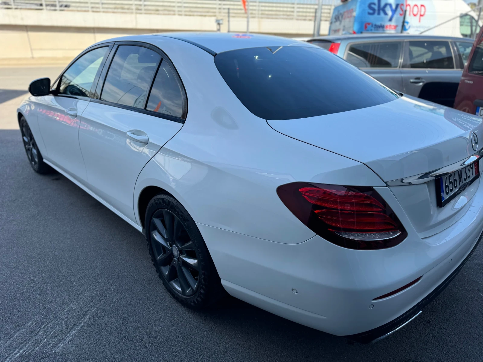 Mercedes-Benz E 220 Avantgarde, E 220 D Diesel 194 HP, 4d, 9G Tronic 9 - изображение 3