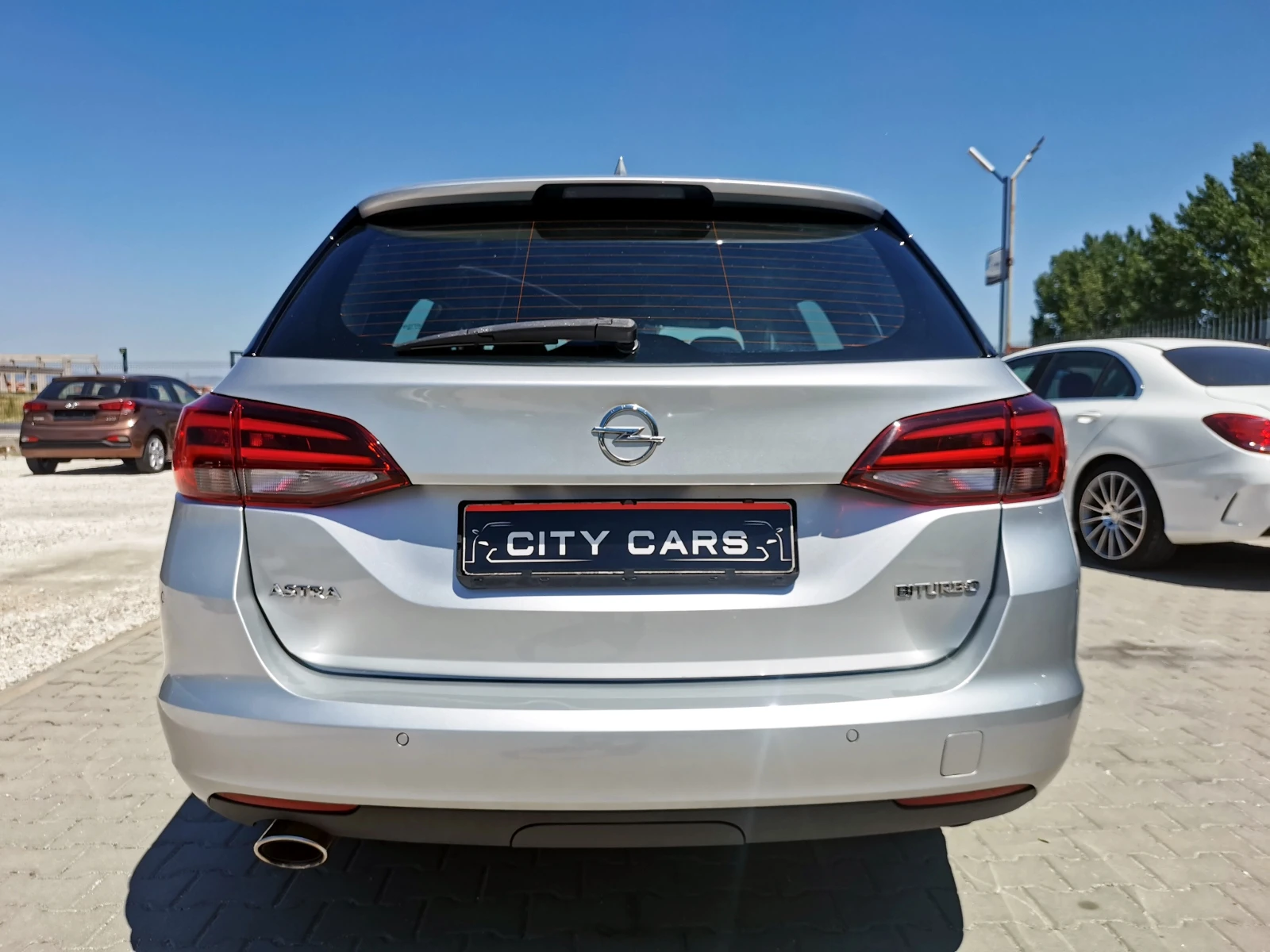 Opel Astra 1.6 CDTi - изображение 8