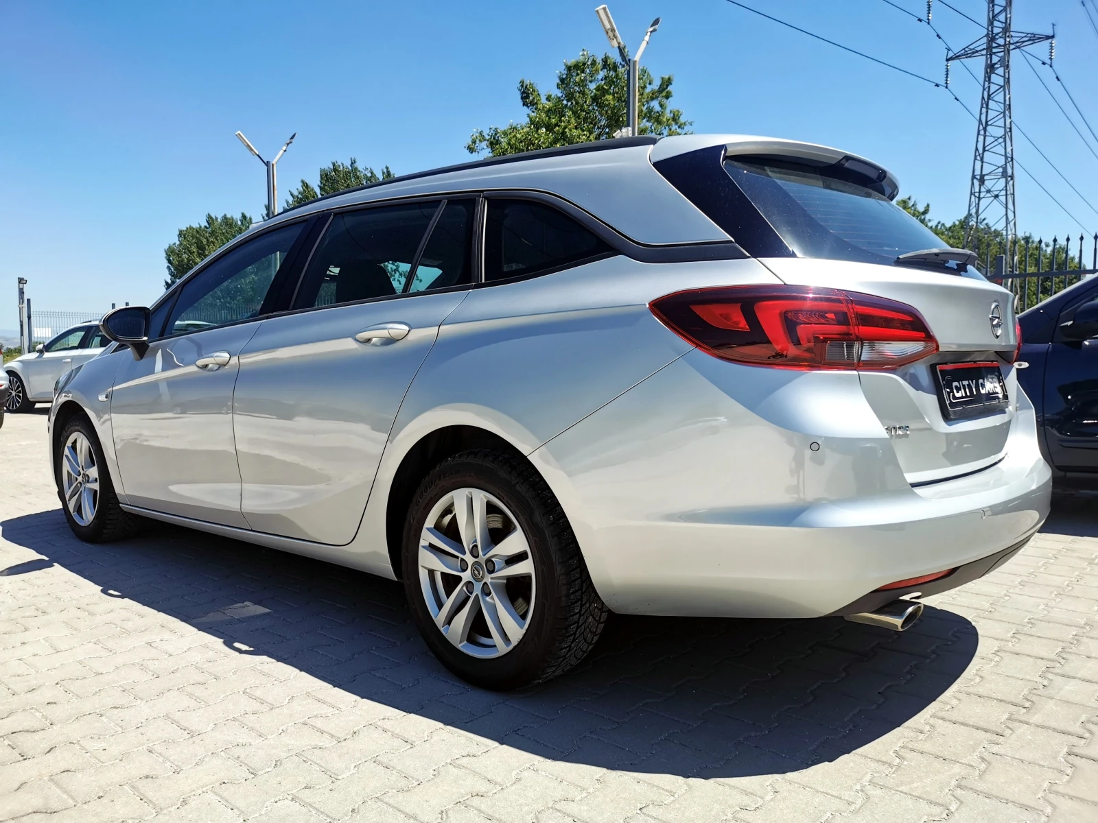 Opel Astra 1.6 CDTi - изображение 7