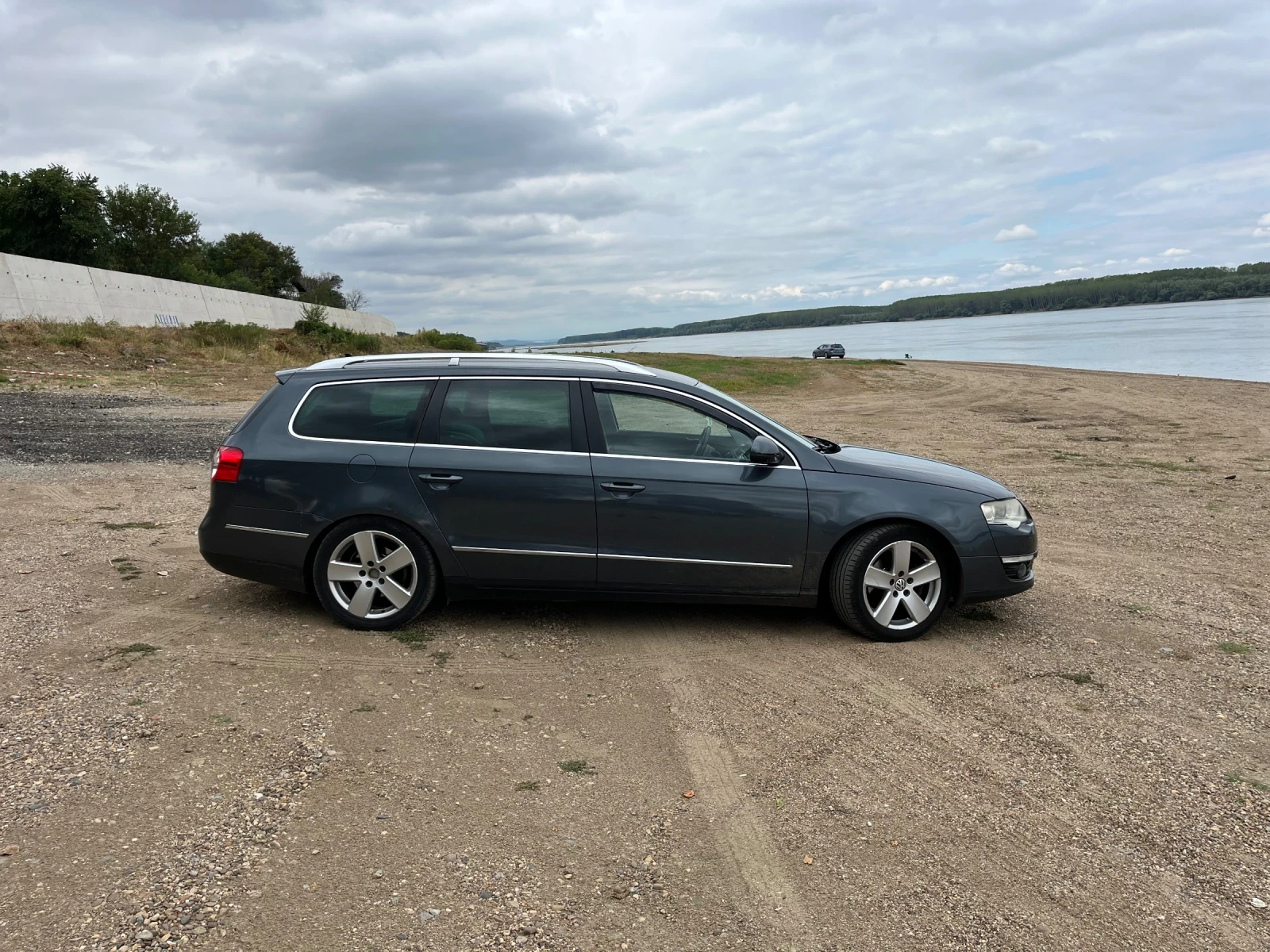 VW Passat  - изображение 3