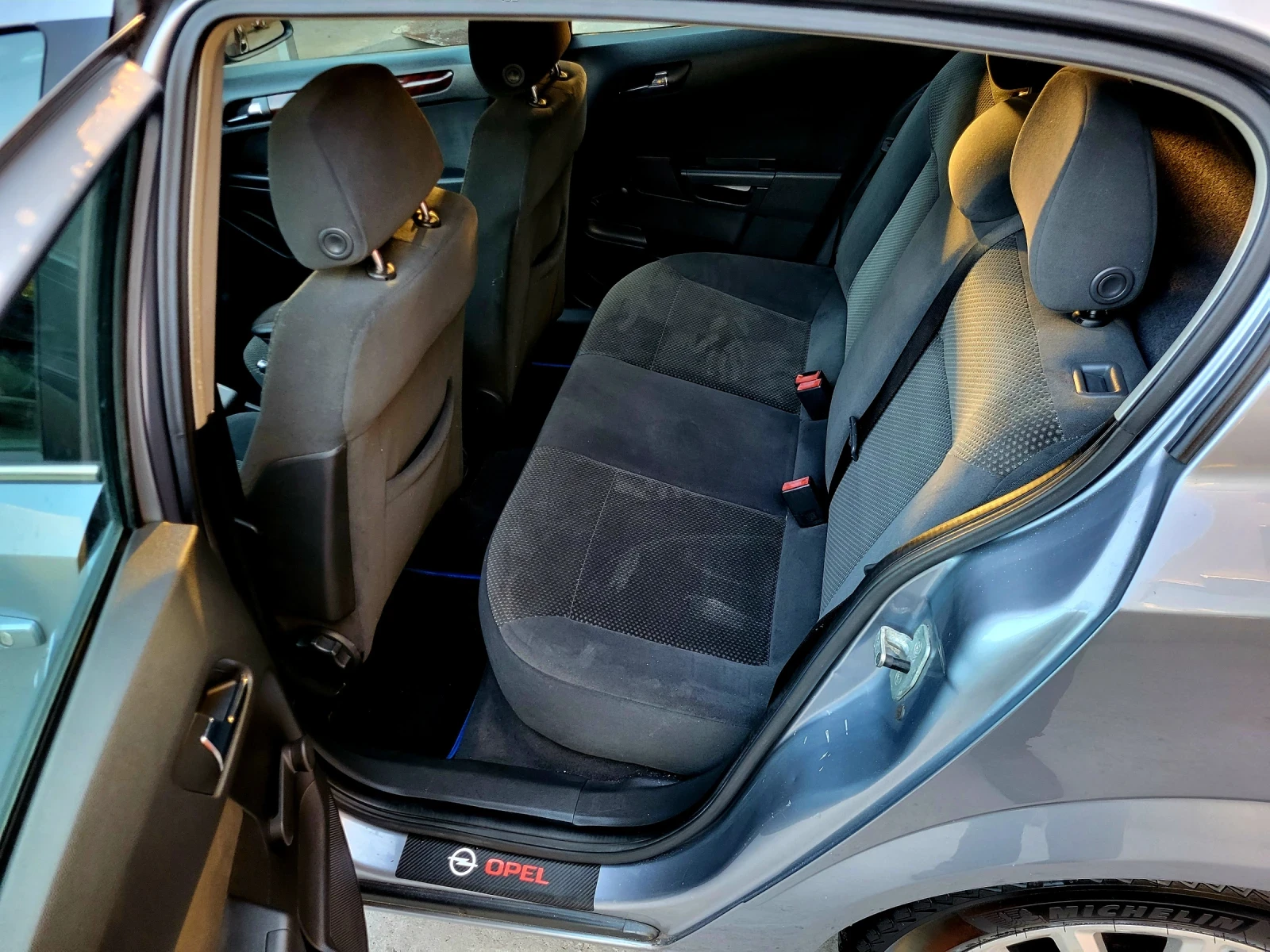 Opel Astra 1.8 АВТОМАТИК  - изображение 8