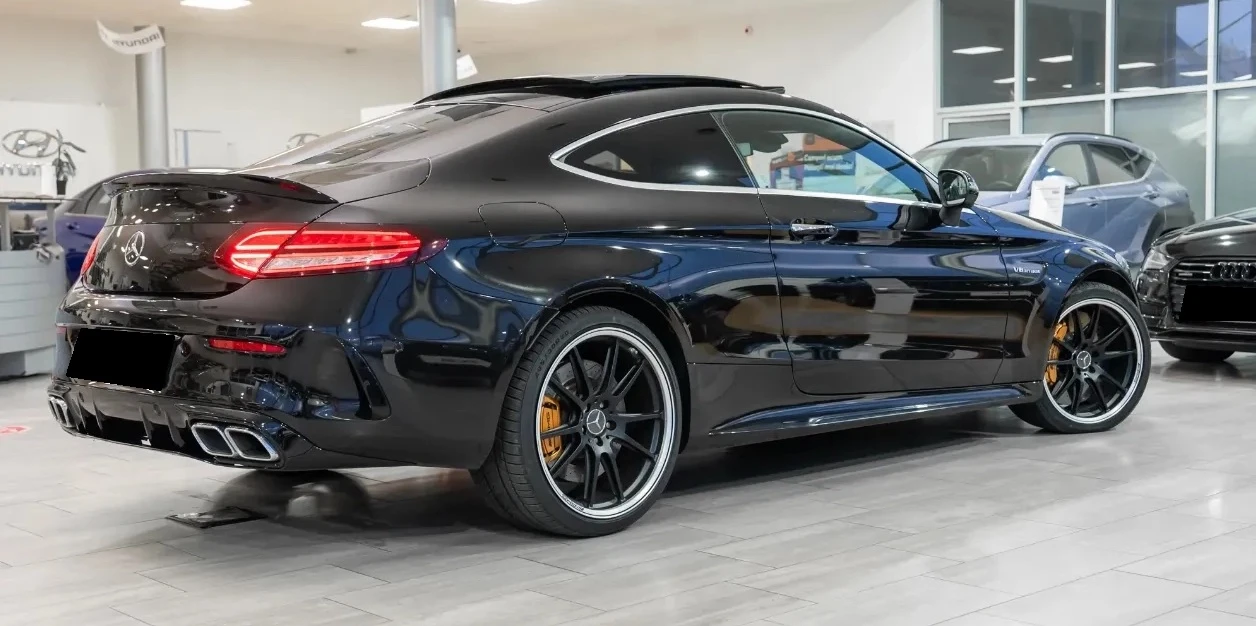 Mercedes-Benz C 63 AMG S Coupe - изображение 2