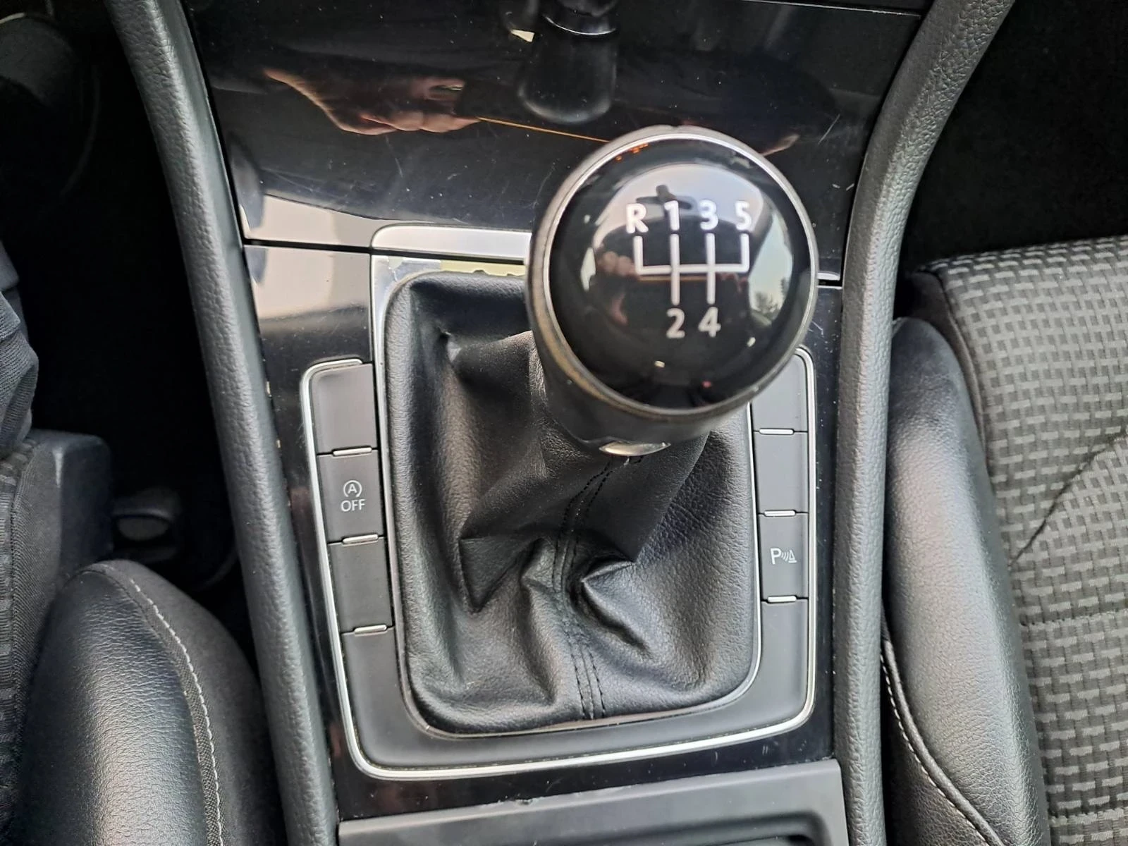 VW Golf 1.6 TDI | Mobile.bg � ����������� 17