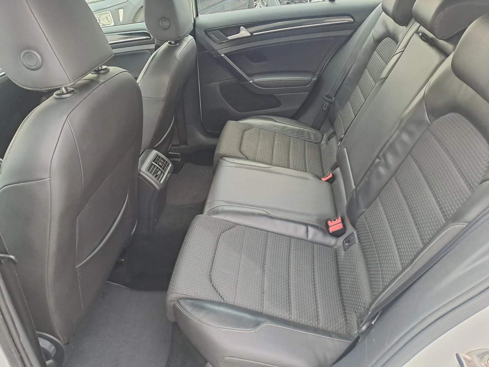 VW Golf 1.6 TDI | Mobile.bg � ����������� 8