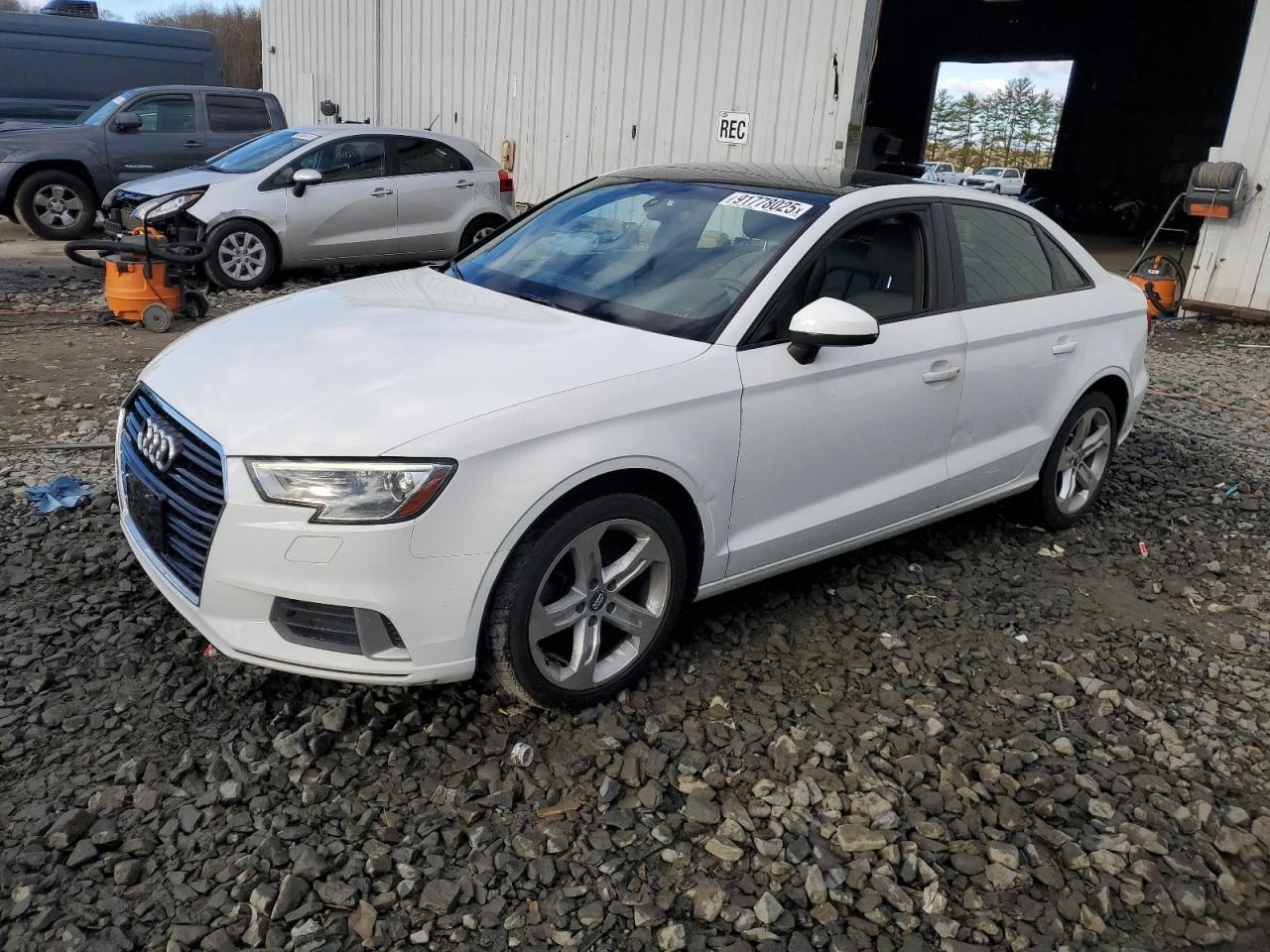 Audi A3 2.0* PREMIUM* ������ �� ! | Mobile.bg � ����������� 1