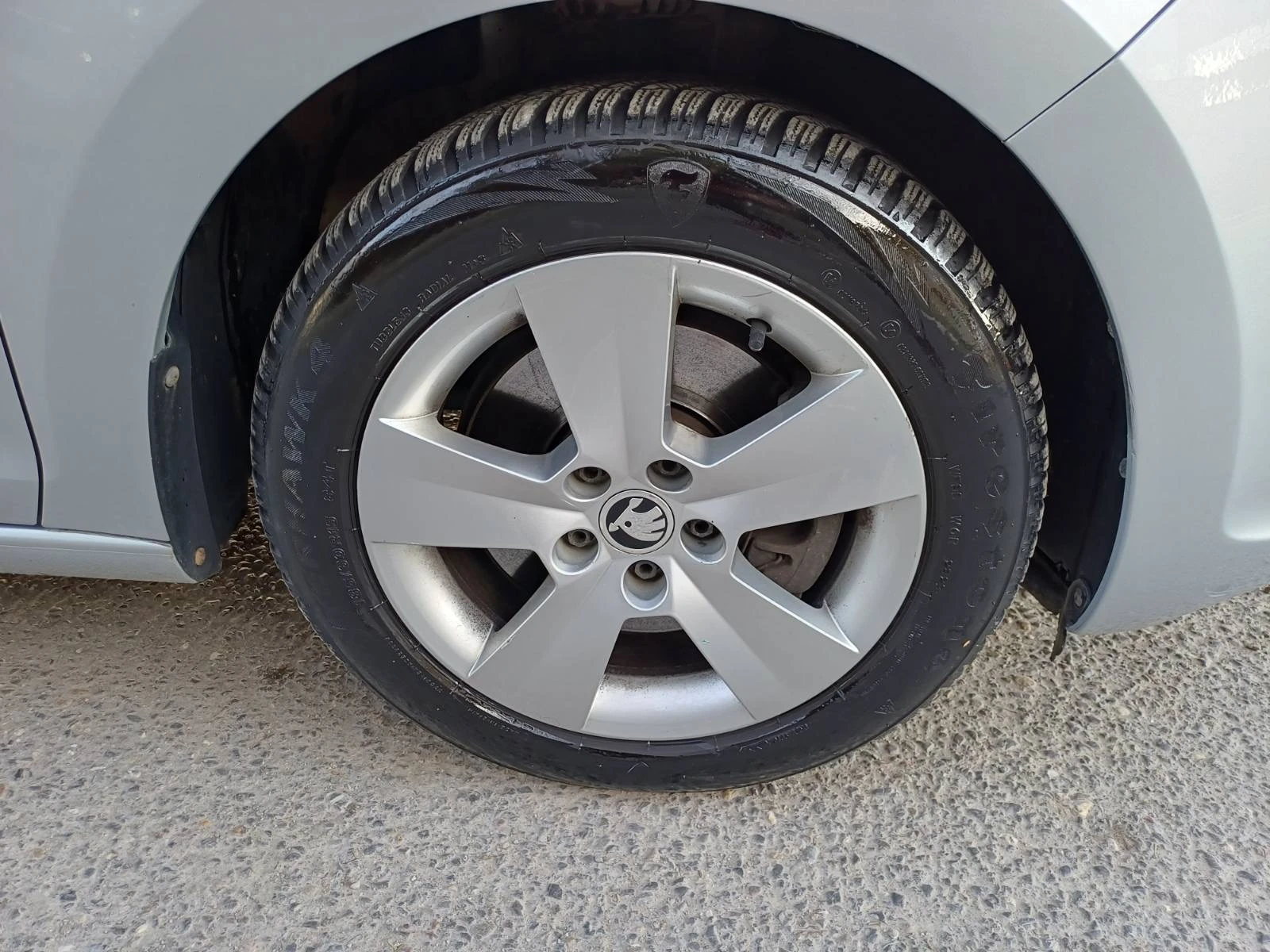 Skoda Rapid 1.6TDI Spaceback Facelift, снимка 16 - Автомобили и джипове - 53783582