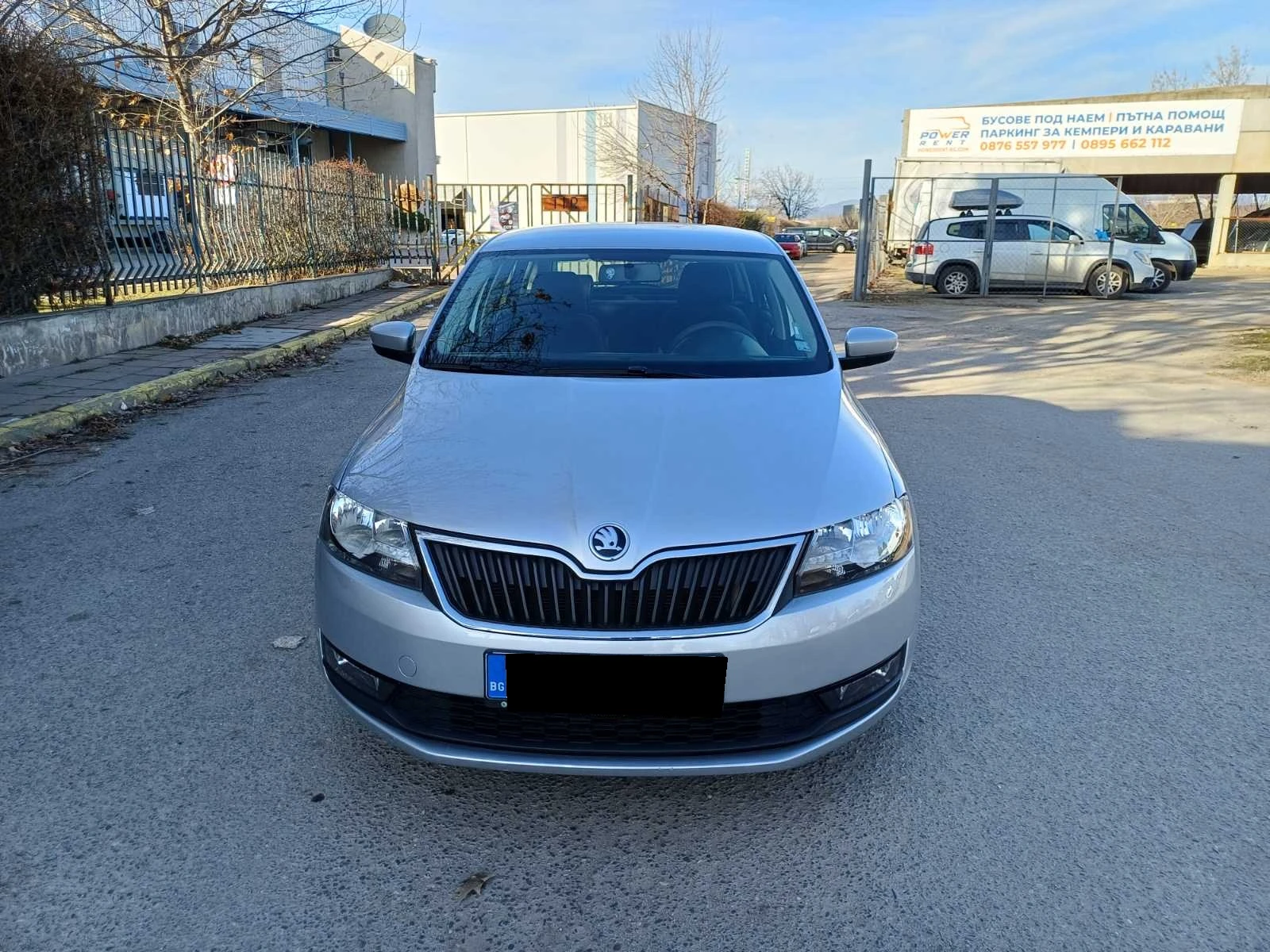 Skoda Rapid 1.6TDI Spaceback Facelift, снимка 2 - Автомобили и джипове - 53783582