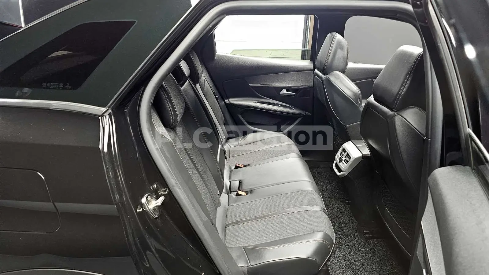 Peugeot 3008 2020* КРАЙНА ЦЕНА, снимка 14 - Автомобили и джипове - 53928150