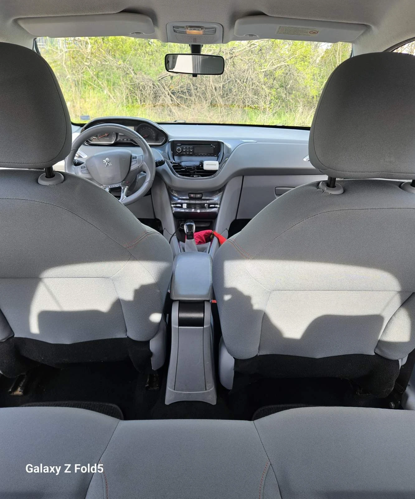 Peugeot 208, снимка 10 - Автомобили и джипове - 54262232