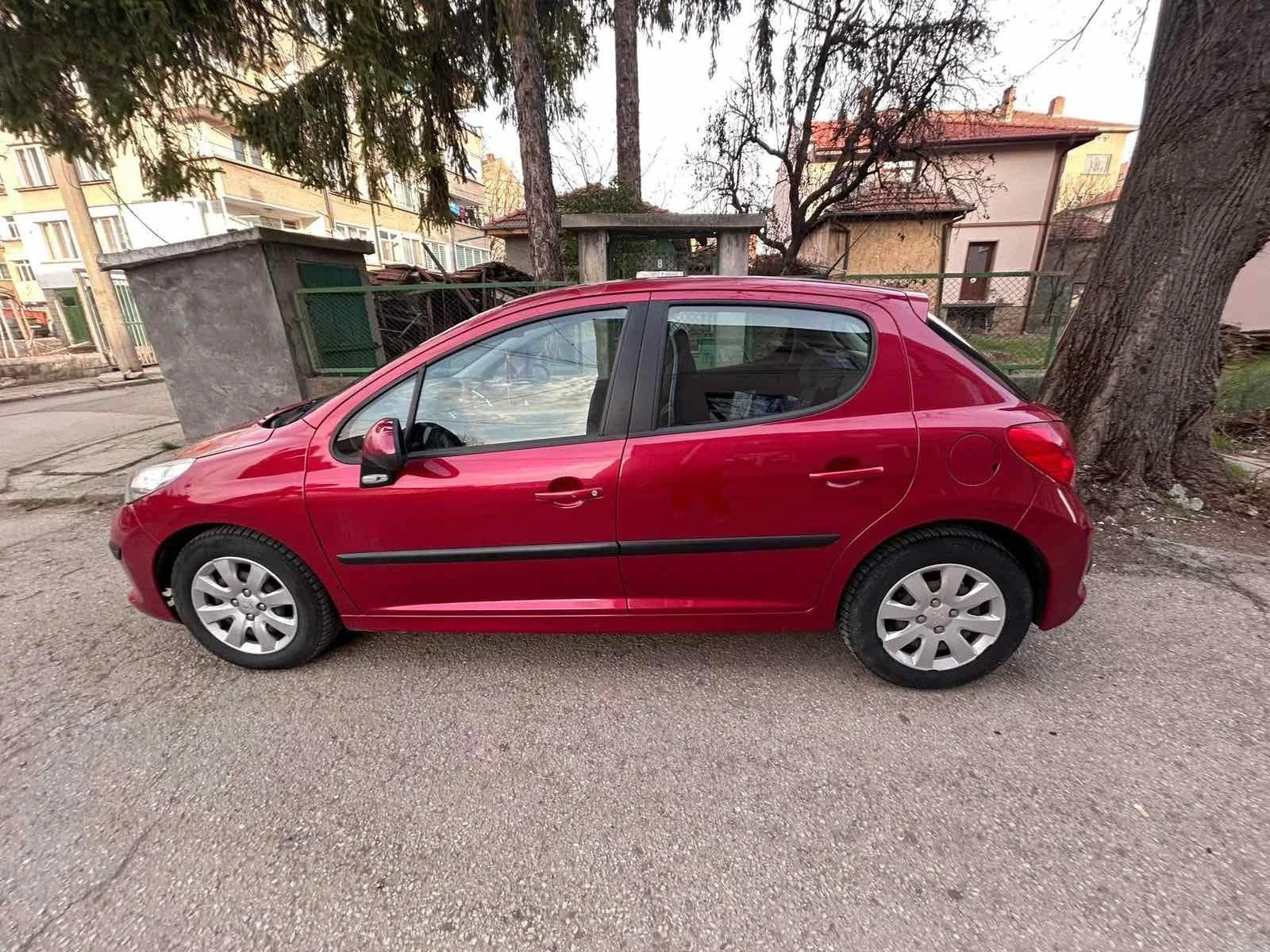 Peugeot 208, снимка 5 - Автомобили и джипове - 54427691