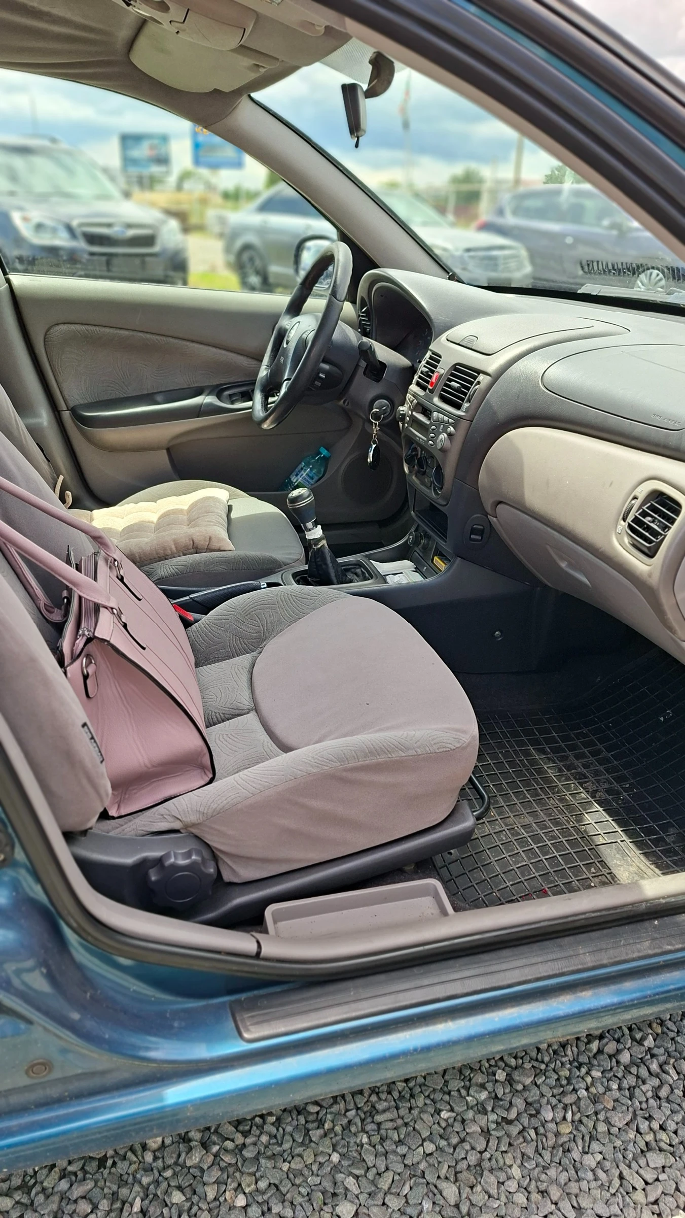 Nissan Almera 2.2D, снимка 7 - Автомобили и джипове - 54914389