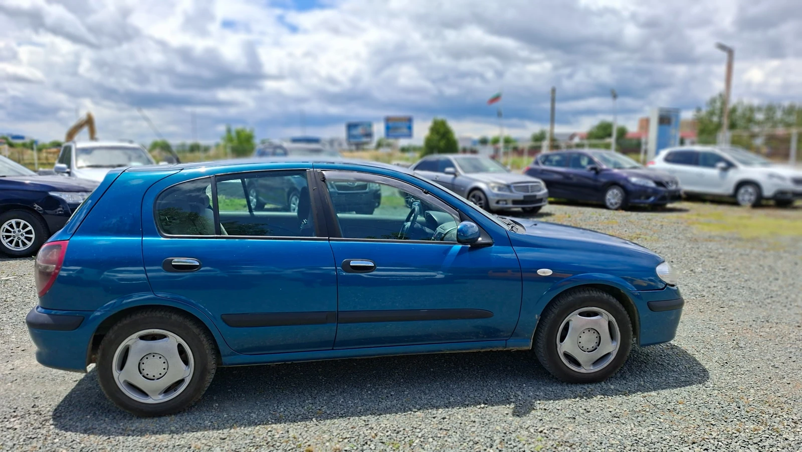 Nissan Almera 2.2D, снимка 4 - Автомобили и джипове - 54914389