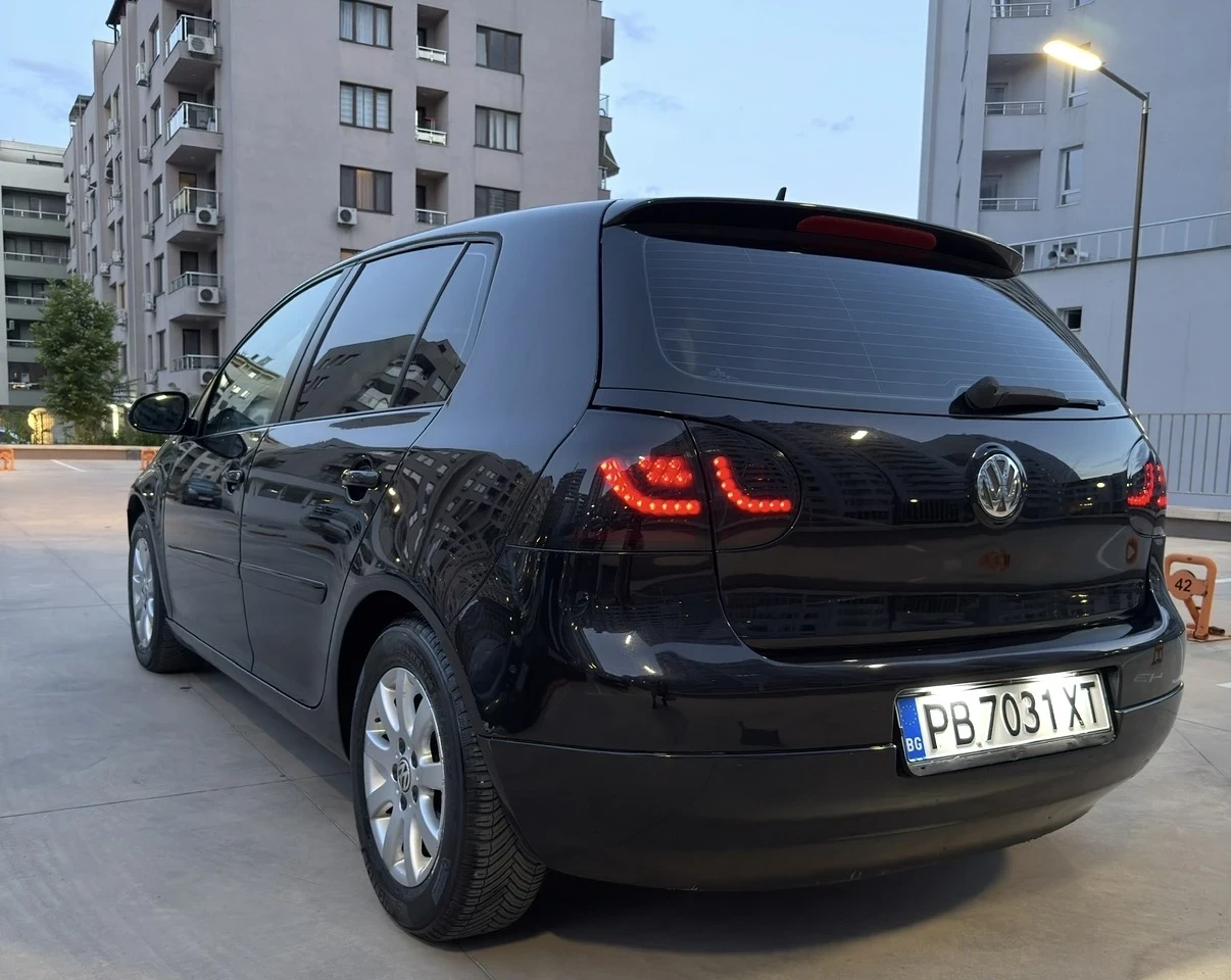 VW Golf 1.9 TDI, снимка 9 - Автомобили и джипове - 54983030