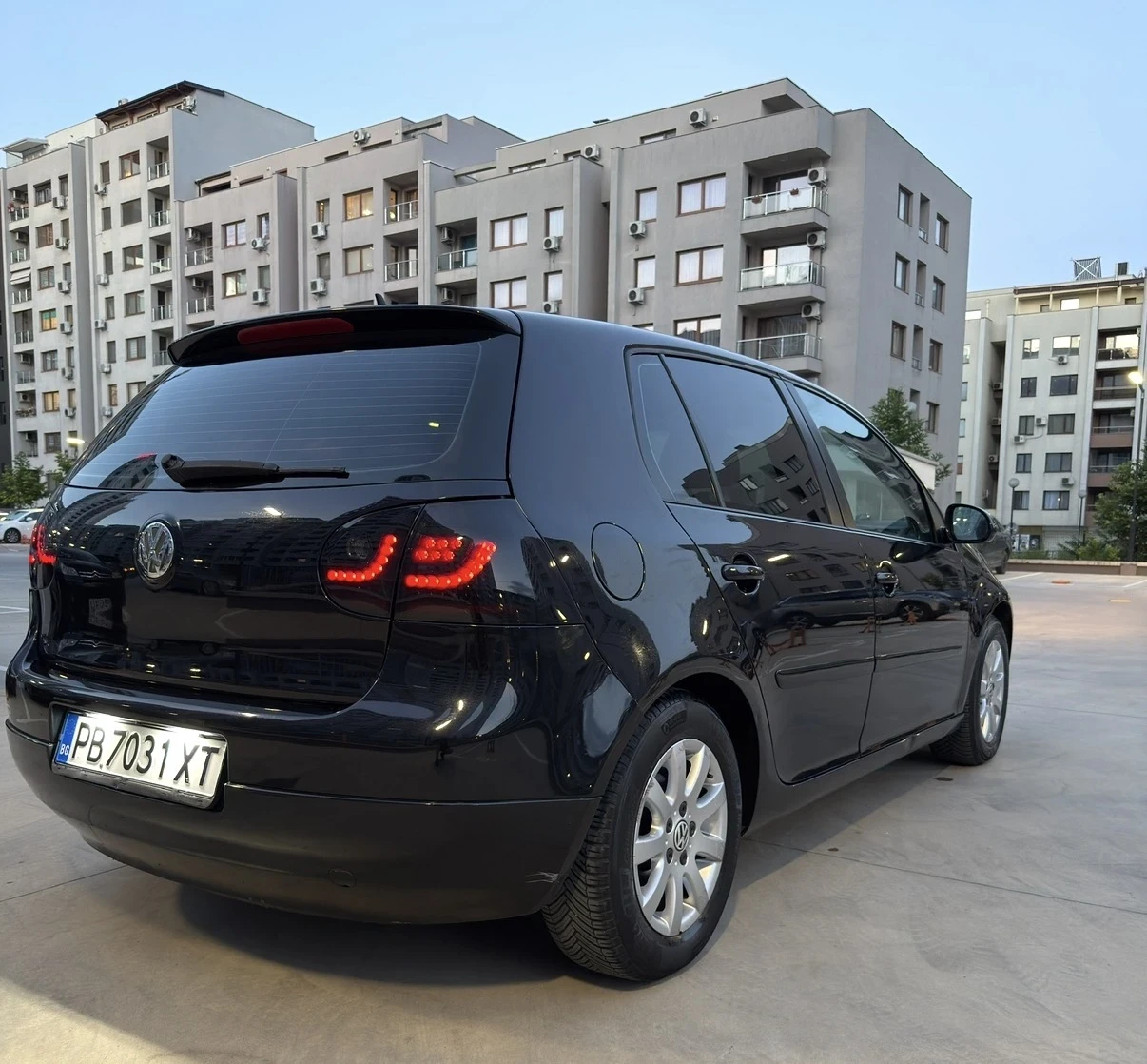 VW Golf 1.9 TDI, снимка 7 - Автомобили и джипове - 54983030