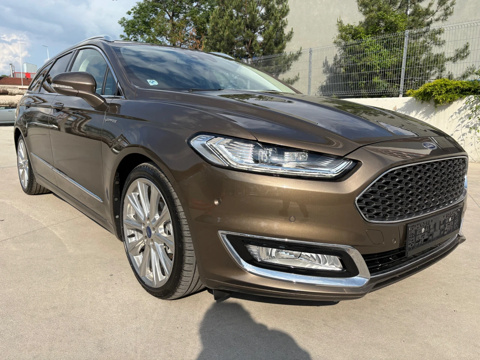 Ford Mondeo Vignale AWD 180hp Automatic Full Extras 139x km, снимка 11 - Автомобили и джипове - 54985376