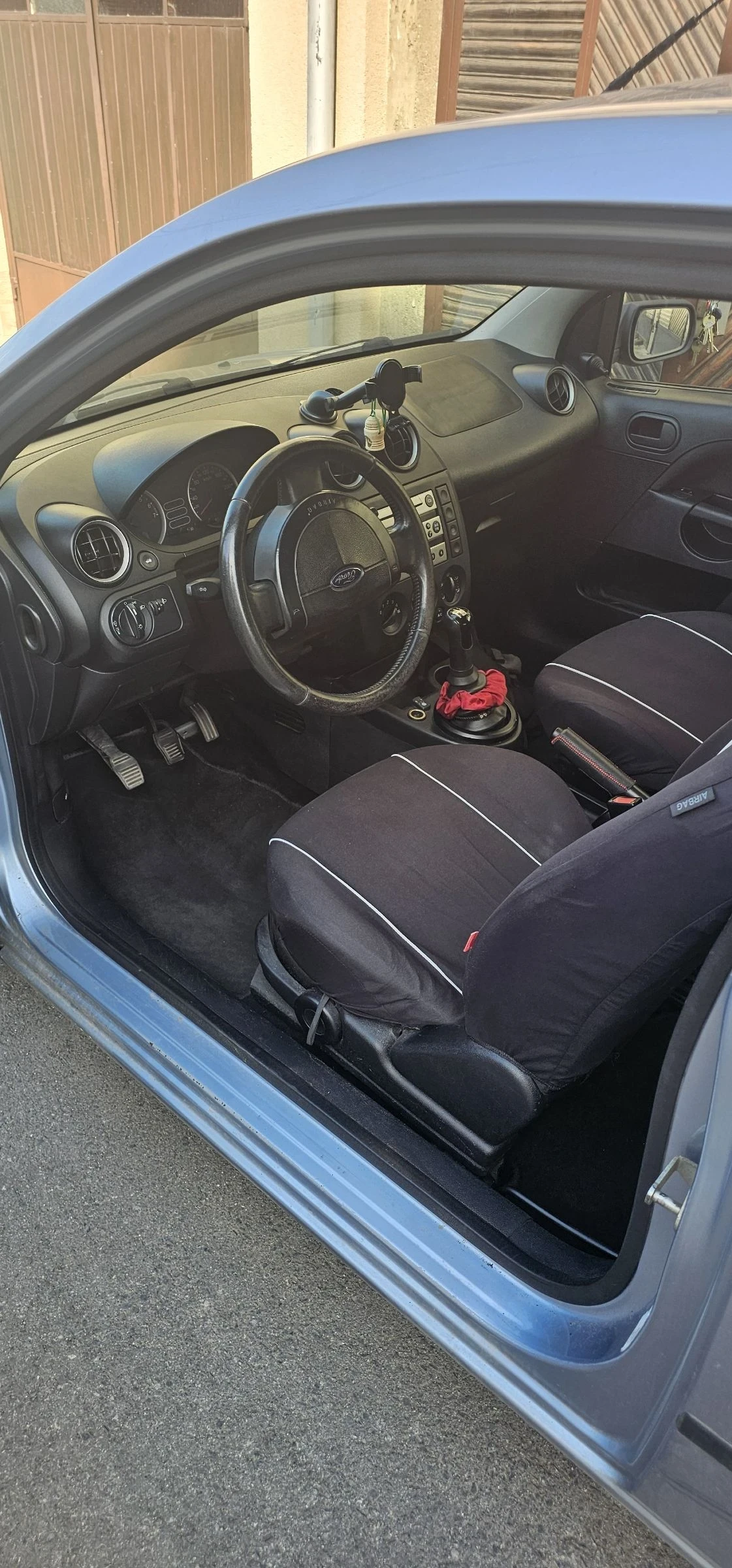 Ford Fiesta, снимка 9 - Автомобили и джипове - 55055451