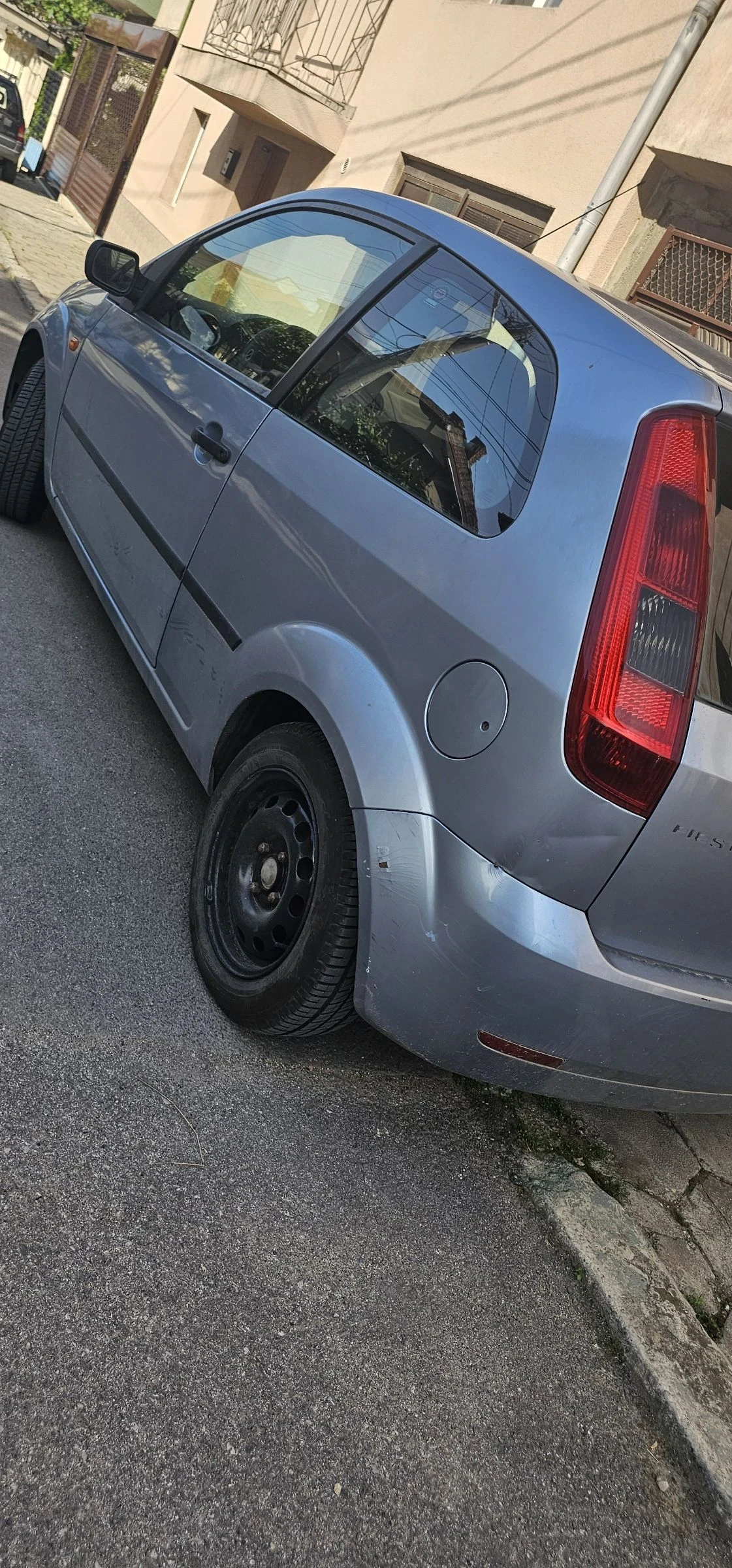 Ford Fiesta, снимка 6 - Автомобили и джипове - 55055451