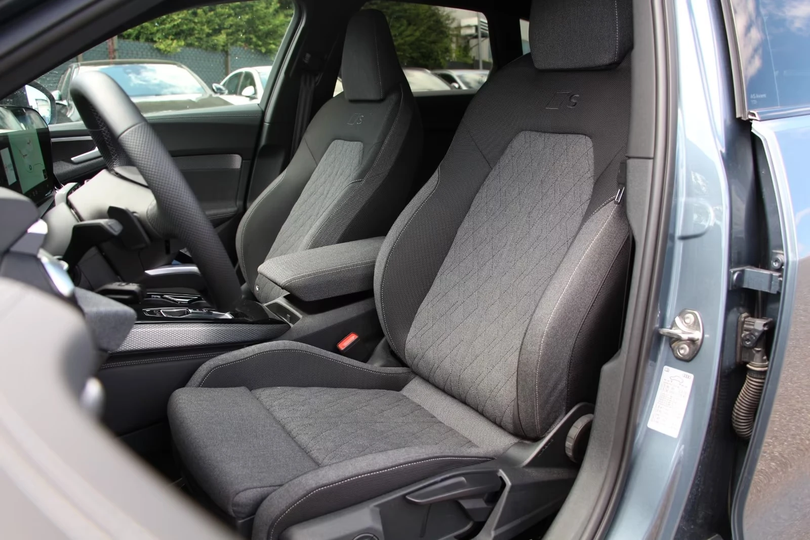 Audi A5 40 TDI AVANT S-LINE PLUS MMI-DISPLAY MATRIX , снимка 10 - Автомобили и джипове - 55354475