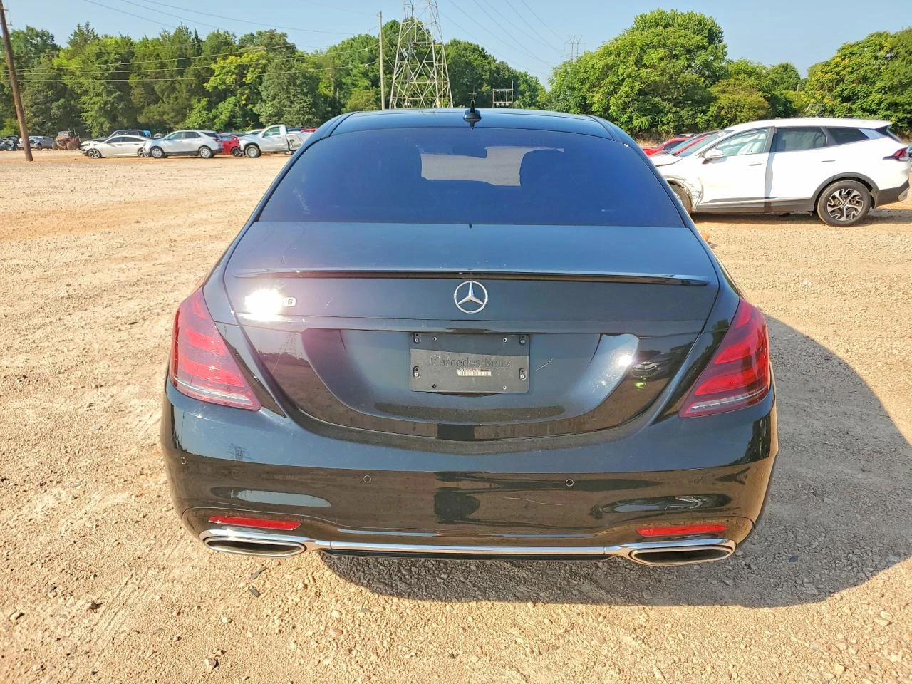 Mercedes-Benz S 560 AMG* ПОДГРЕВ* ОБДУХВАНЕ* ПАНО* МАСАЖИ* BURMESTER* , снимка 6 - Автомобили и джипове - 55563021