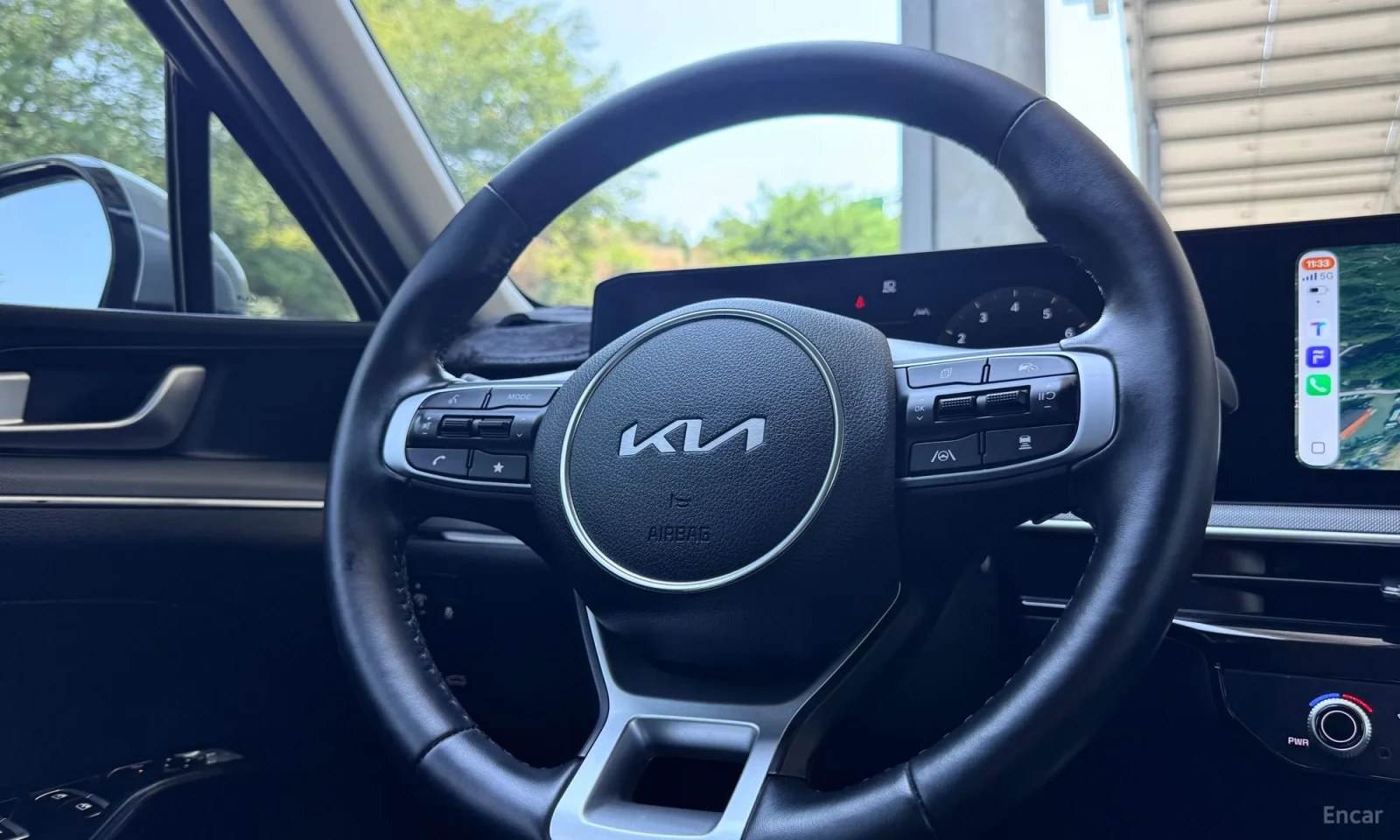 Kia K5 Nardo Grey цвят\Джойстик\Обдухване, снимка 12 - Автомобили и джипове - 55587830