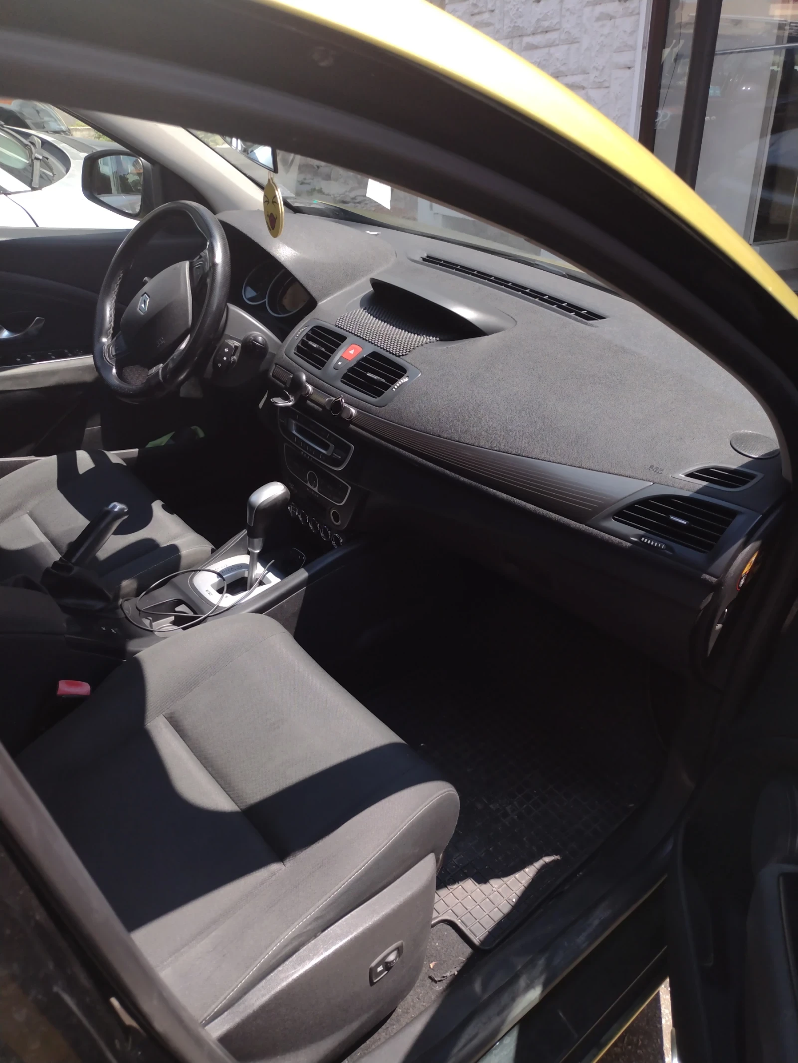 Renault Megane, снимка 5 - Автомобили и джипове - 55885069