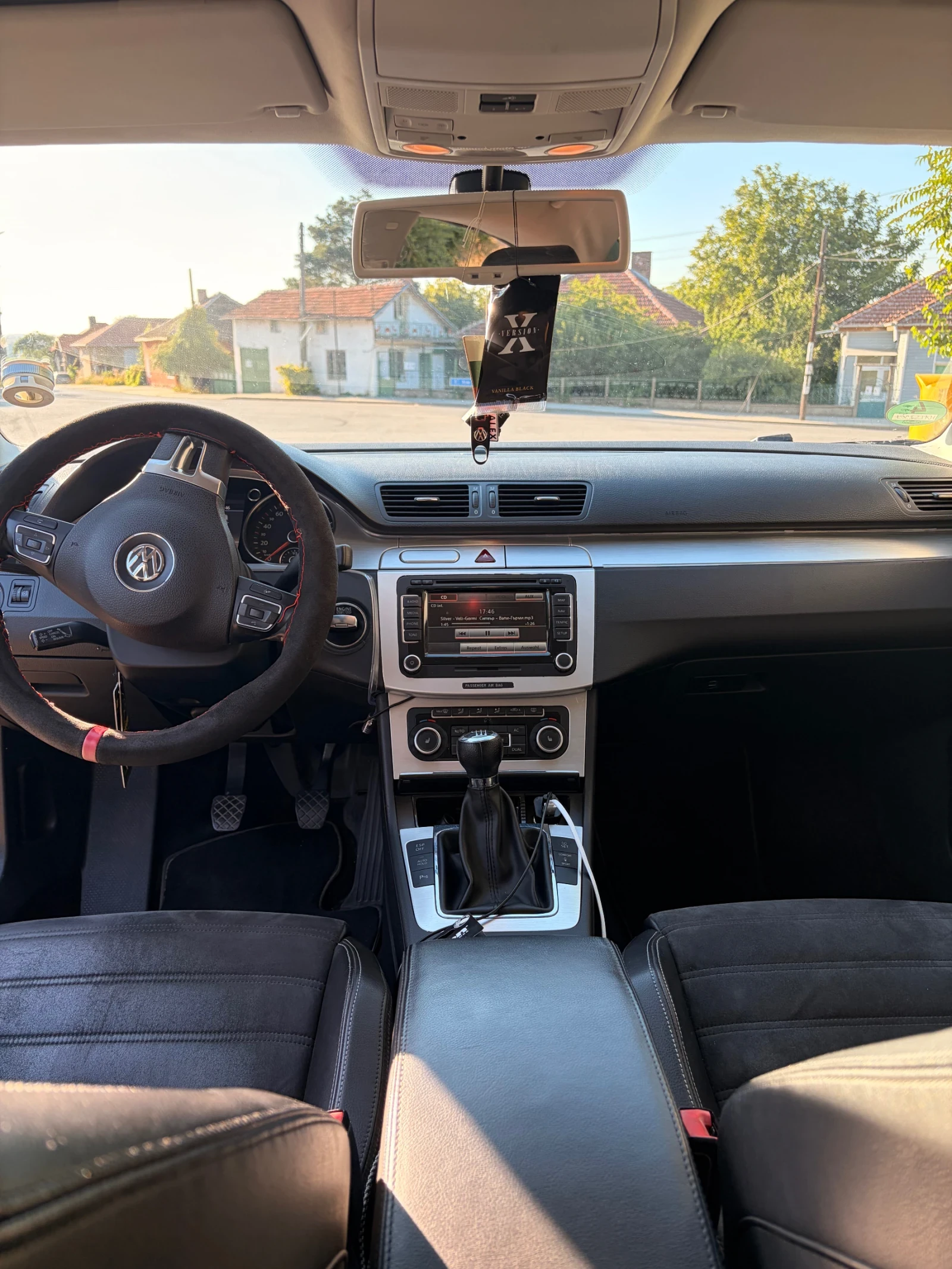 VW CC 2.0, снимка 5 - Автомобили и джипове - 56464335