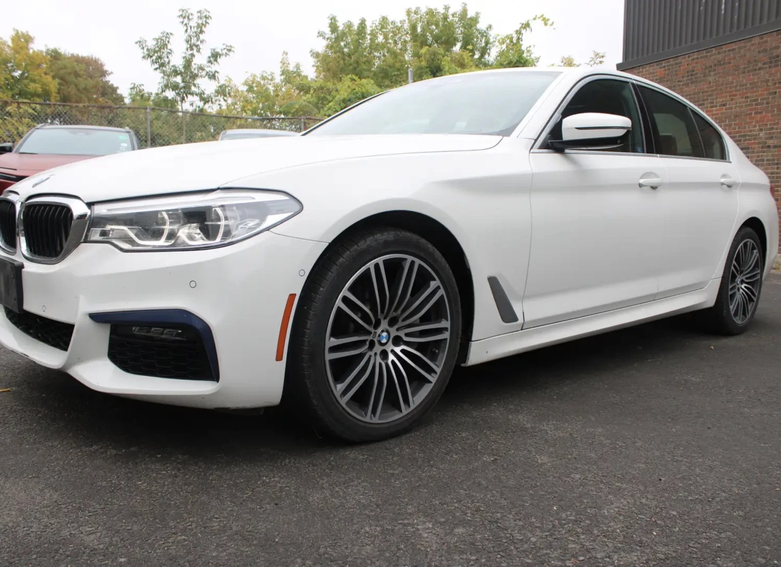 BMW 530 xDrive | AWD | Heated Seats | Navigation | Mobile.bg � ����������� 3