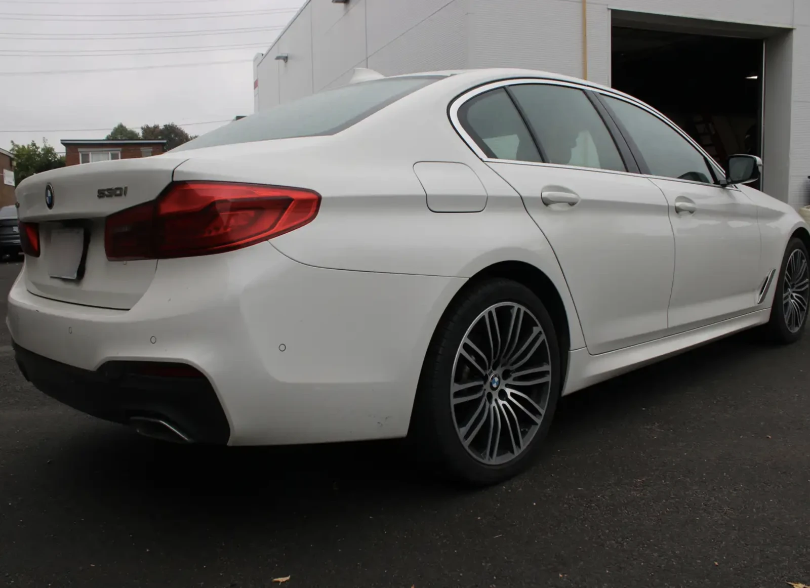 BMW 530 xDrive | AWD | Heated Seats | Navigation | Mobile.bg � ����������� 6