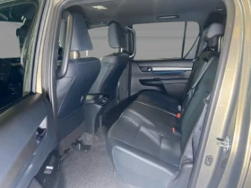 Обява за продажба на Toyota Hilux 4×4 Double Cab = NEW Invincible Гаранция ~ 139 908 лв. - изображение 10